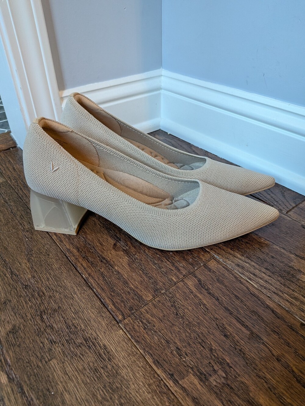 Vivaia Women's Aria Block Heels Tan Size 41.5